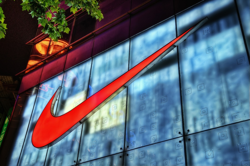 Nike активно открывает новые магазины малого формата
