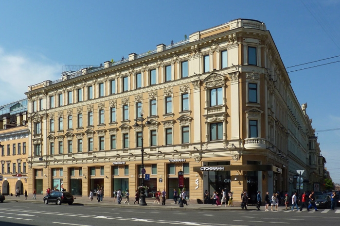 Владелец Даниловского рынка откроет фудхолл в центре Петербурга