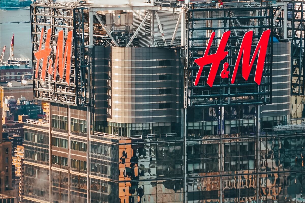 H&M теряет позиции и проигрывает конкуренцию Zara